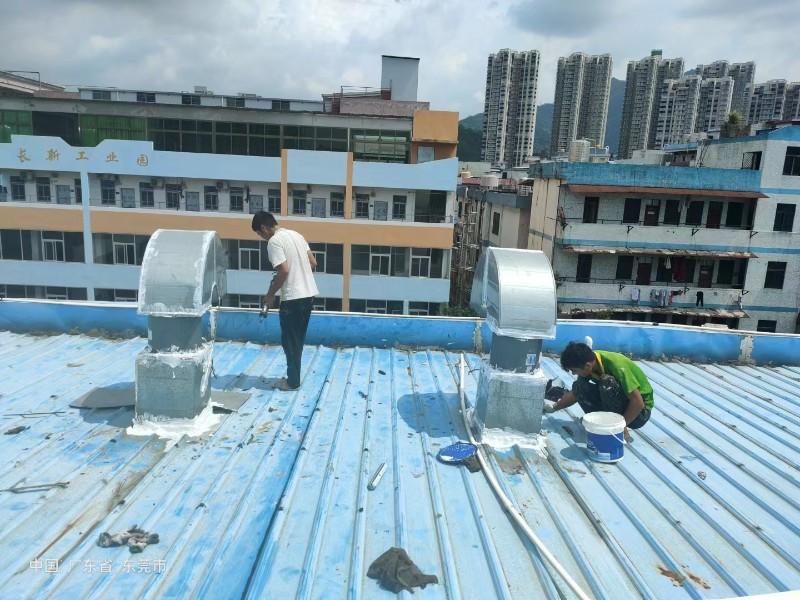 鹤山钢结构屋面涂料维修方法